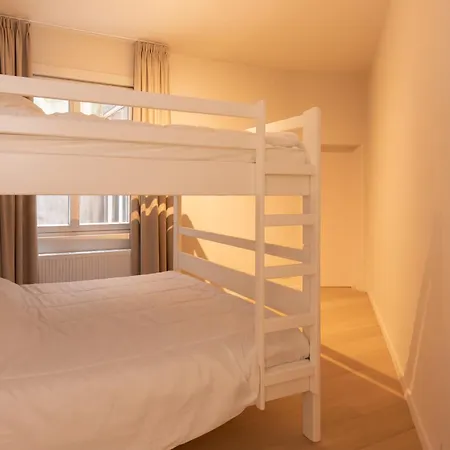 Apartment Deluxe 3 Bedrooms Apartment With Casino View At The Beach And Free Parking *