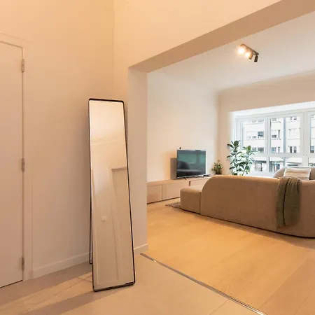 Apartment Deluxe 3 Bedrooms Apartment With Casino View At The Beach And Free Parking