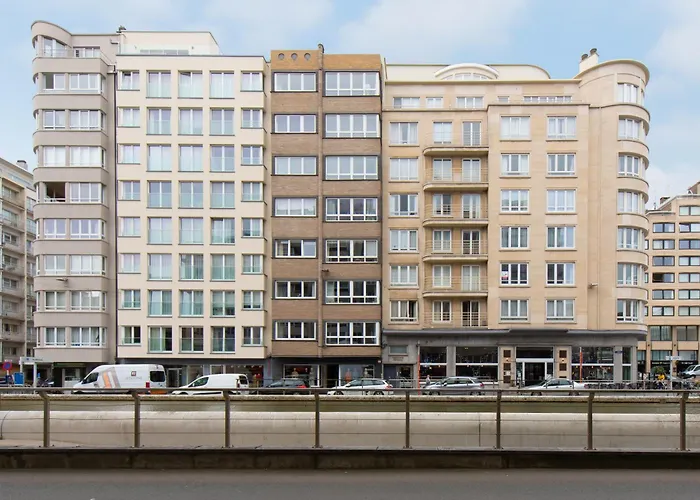 Deluxe 3 Bedrooms With Casino View At The And Free Parking 奥斯滕德