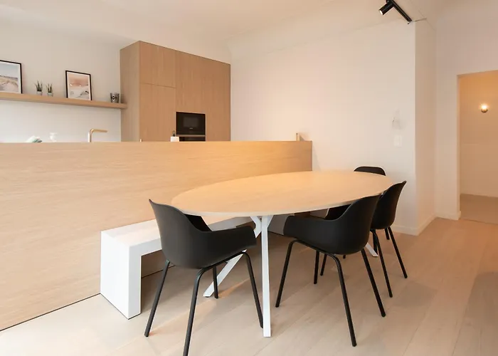 Apartment Deluxe 3 Bedrooms With Casino View At The And Free Parking *