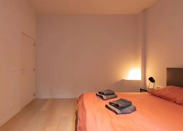 Apartment Deluxe 3 Bedrooms With Casino View At The And Free Parking