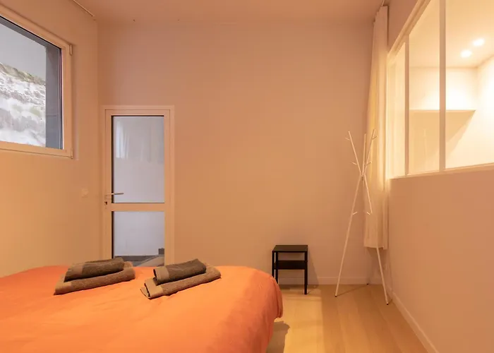 Deluxe 3 Bedrooms With Casino View At The And Free Parking Apartment