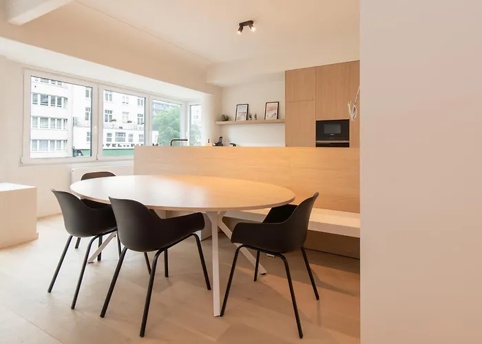 Apartment Deluxe 3 Bedrooms With Casino View At The And Free Parking *